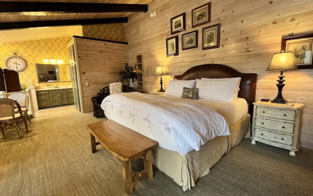 Suite with sunrise view