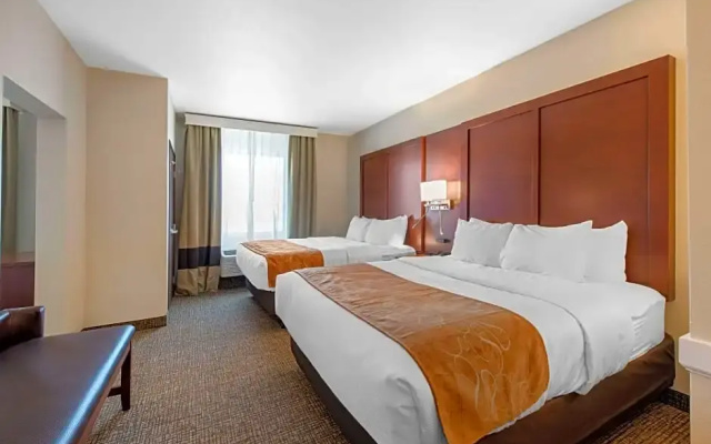Sextuple Suite
