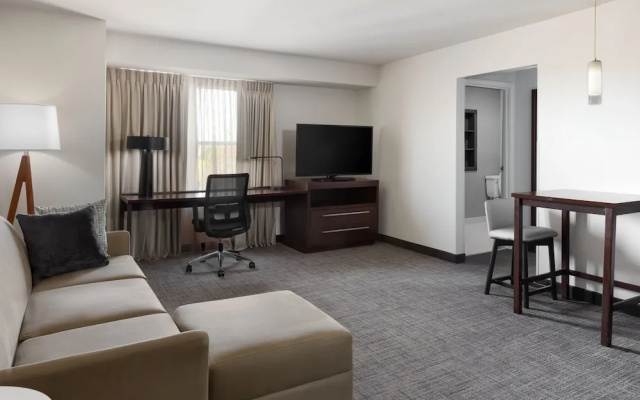 1 Bedroom Suite