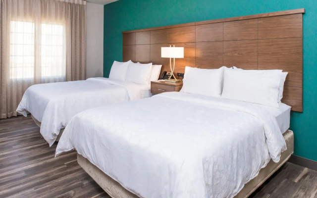 1 Bedroom Quadruple Suite