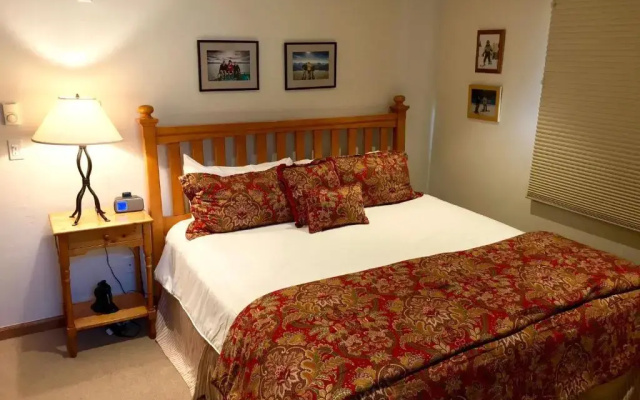 4 Bedrooms Standard Apartment
