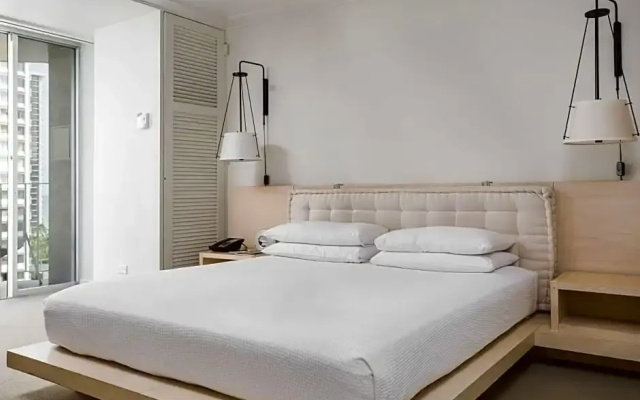 1 Bedroom Double Suite oceanfront