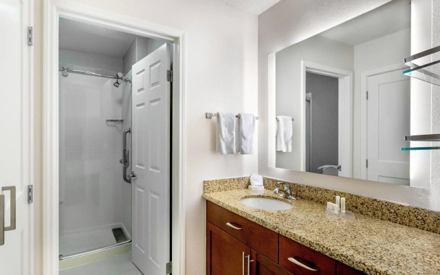 2 Bedrooms Suite
