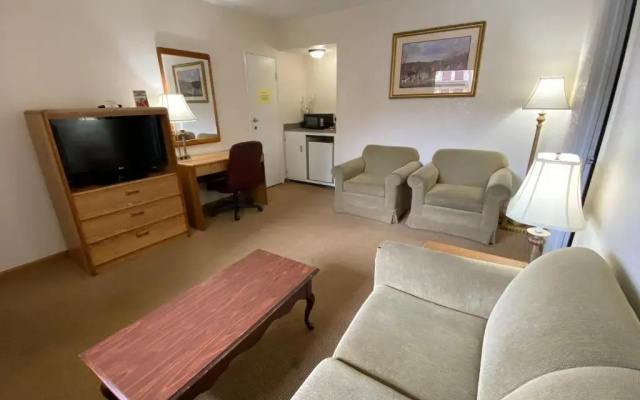 Quadruple Suite