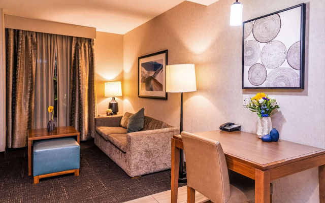 Quadruple Suite