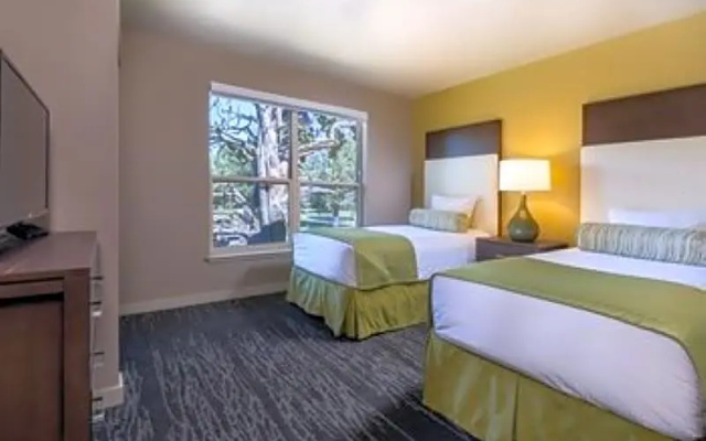2 Bedrooms Suite