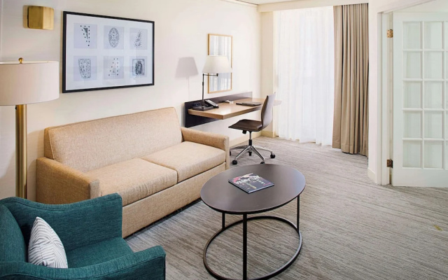Executive Quadruple Club Suite
