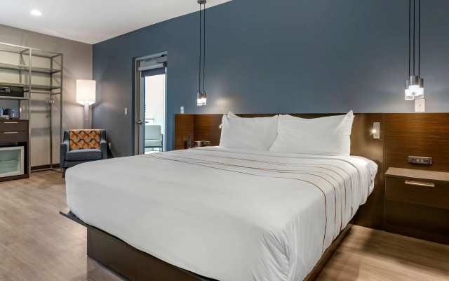 Standard Double room with balcony