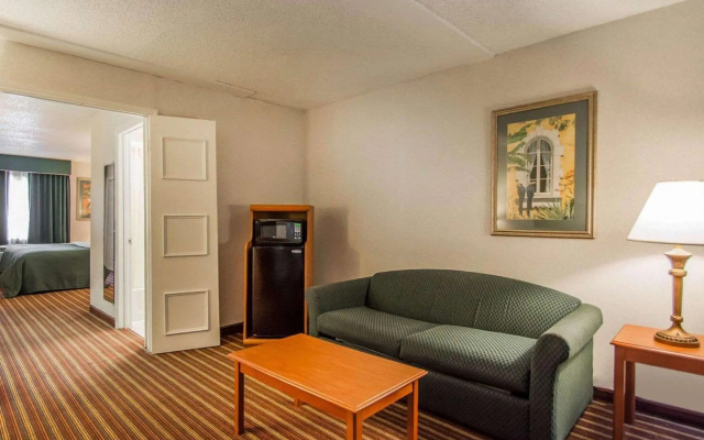 Double Suite