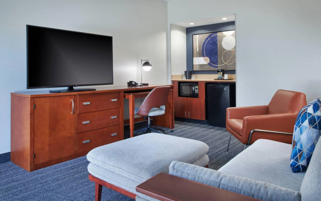 2 Bedrooms Double Suite