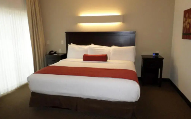 Standard room with courtyard view
