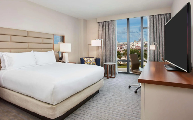 Standard Double room with city view