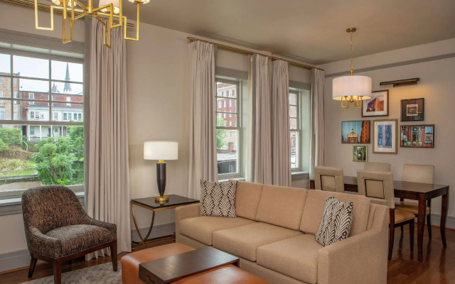 2 Bedrooms Deluxe Double Suite