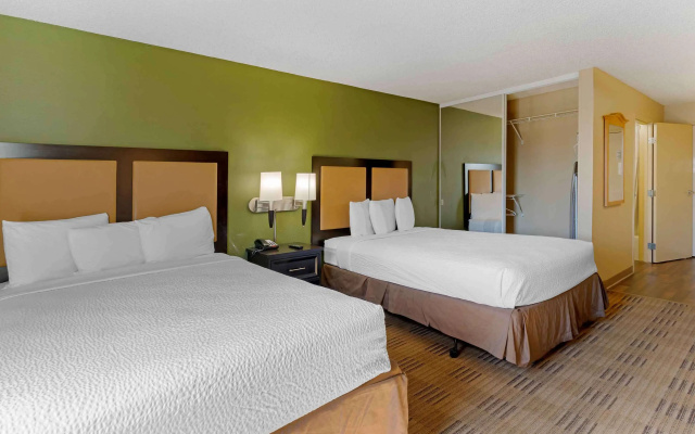 Quadruple Suite
