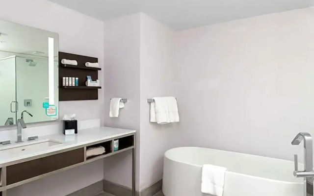 1 Bedroom Double Suite