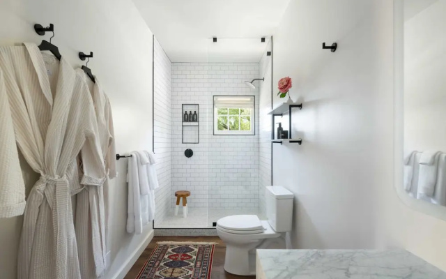 Standard Double room with courtyard view