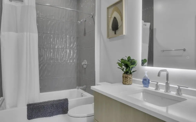 2 Bedrooms Apartment