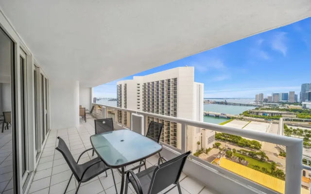 2 Bedrooms Apartment with balcony