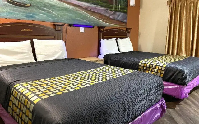 Classic Quadruple room