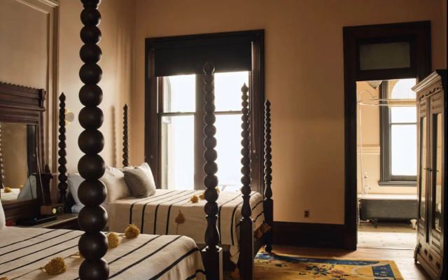 Premier Double Suite