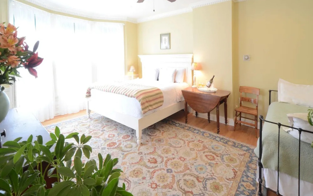 The Empire (The Springwater Inn) Double room