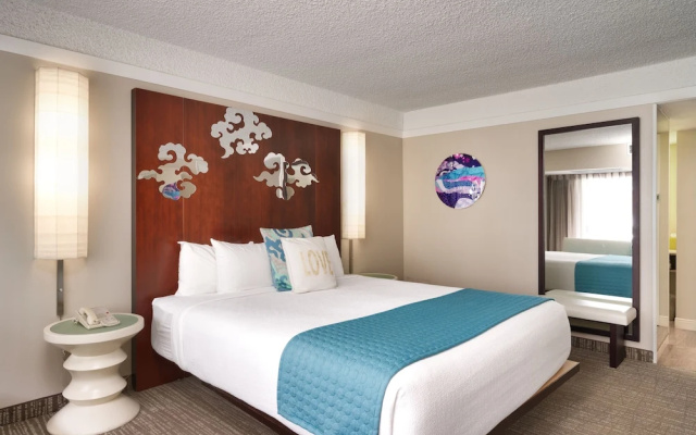 Standard Double room with pool view