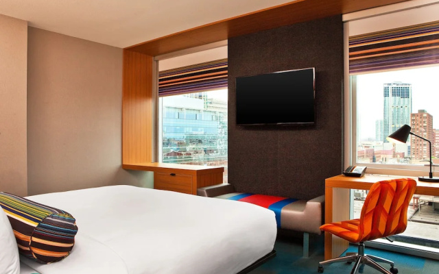 Standard Double room with city view