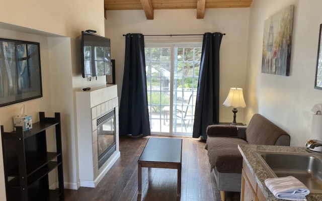 1 Bedroom Double Cottage