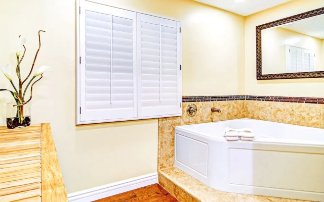 1 Bedroom Premium Suite