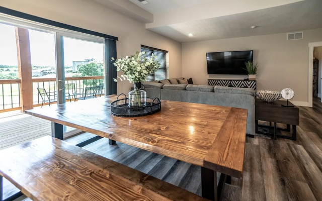 Executive Cottage