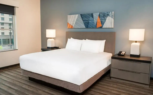 Den Double room