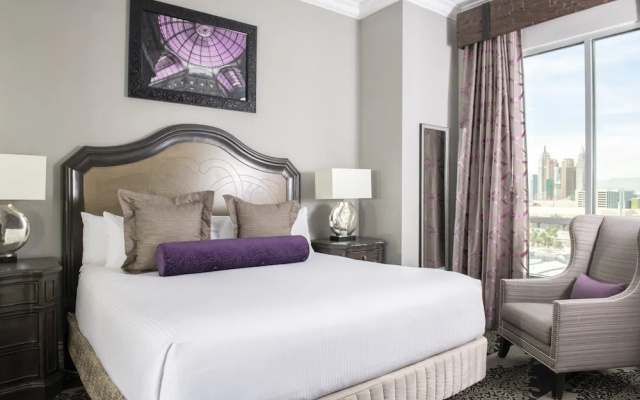 2 Bedrooms Suite