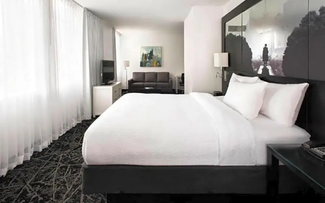 Standard Double Penthouse room with city view