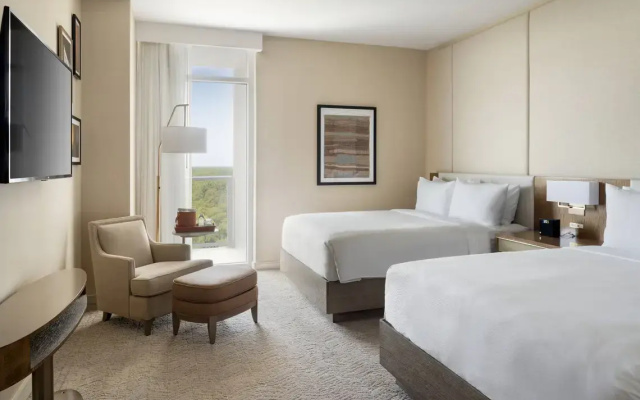 2 Bedrooms Sextuple Suite