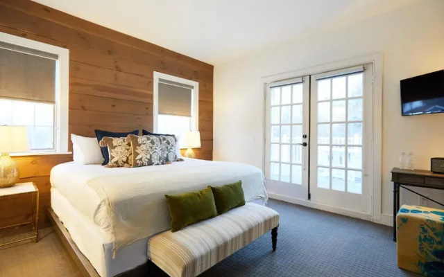Standard room with balcony