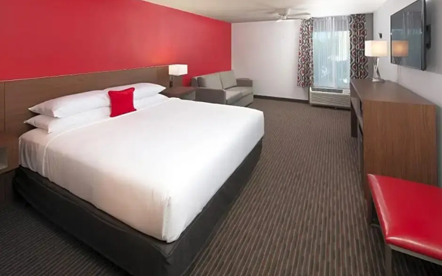 Double room with pool view