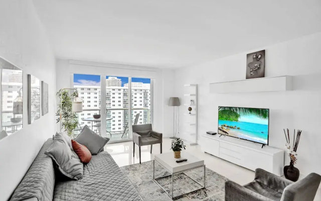 2 Bedrooms Standard Apartment with canal view
