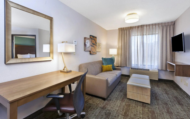 1 Bedroom Double Suite