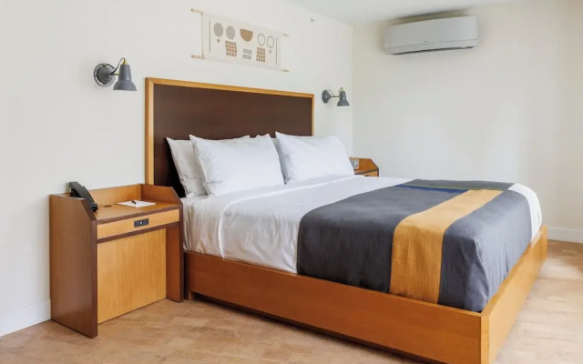Quadruple Suite