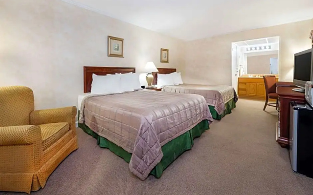 Deluxe Quadruple room