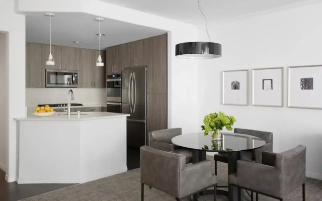 Premium Suite