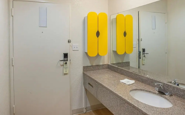 Standard Suite