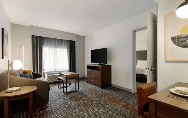 1 Bedroom Suite