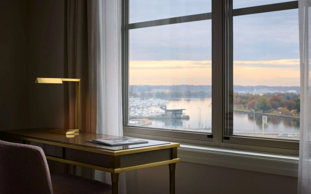 1 Bedroom Double Suite with water view
