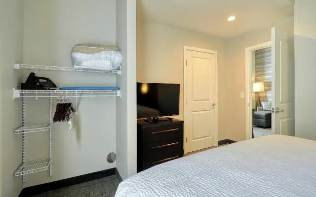 1 Bedroom Double Suite