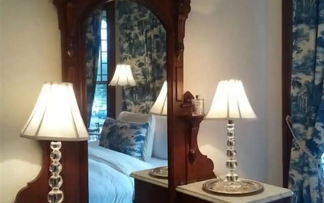 Premier room