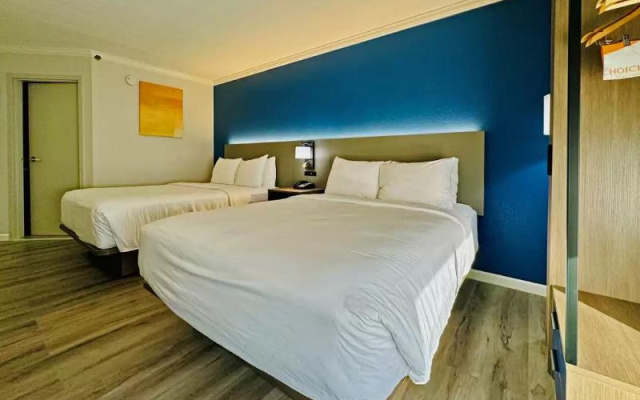 Standard Quadruple room