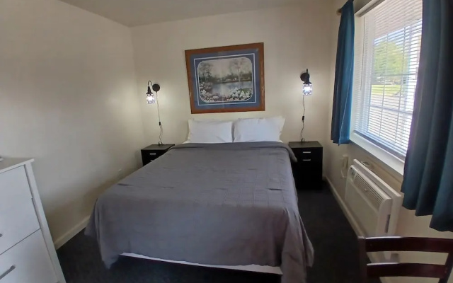 Economy room