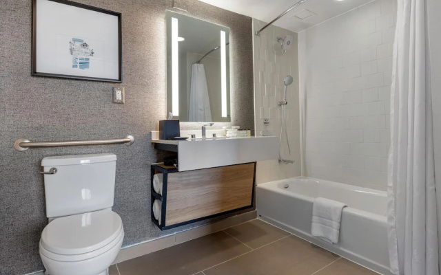 1 Bedroom Club Suite