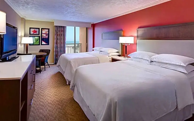 Guest Quadruple room with balcony and with gulf view
